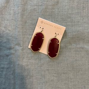 Kendra Scott Elle Earrings in Maroon